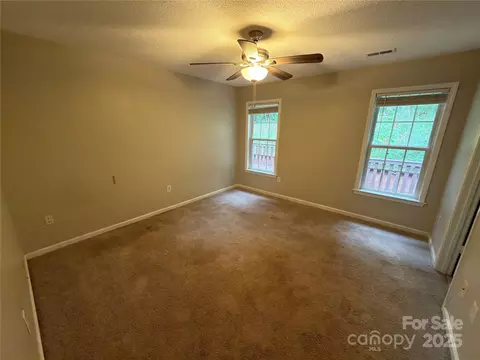 Bedroom - 1862 Green Leaf Ct, Conover, NC 28613 photo 5 of 6