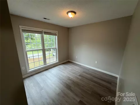 Bedroom - 1862 Green Leaf Ct, Conover, NC 28613 photo 1 of 6