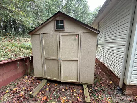 Other - 1862 Green Leaf Ct, Conover, NC 28613 photo 1 of 4