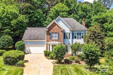 5238 Downing Creek Dr, Charlotte, NC 28269