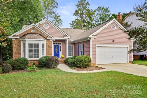 418 Tysons Forest Dr, Rock Hill, SC 29732