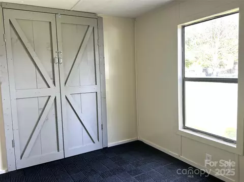 Bedroom - 3674 L R Walker Rd, Morganton, NC 28655 photo 2 of 3