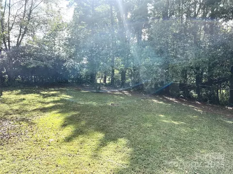Exterior - 3674 L R Walker Rd, Morganton, NC 28655 photo 7 of 10