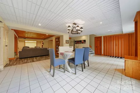 Dining - 507 6th Ne Ave NE, Conover, NC 28613 photo 3 of 3