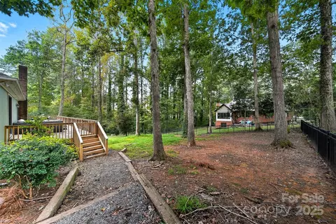 Exterior - 507 6th Ne Ave NE, Conover, NC 28613 photo 5 of 6