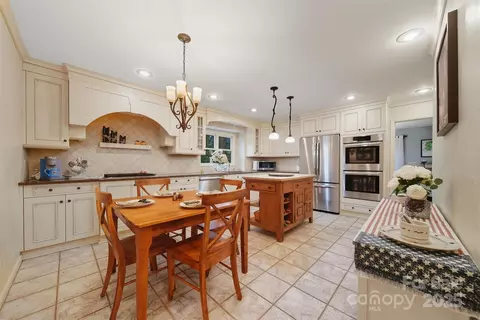 Kitchen - 507 6th Ne Ave NE, Conover, NC 28613 photo 1 of 3