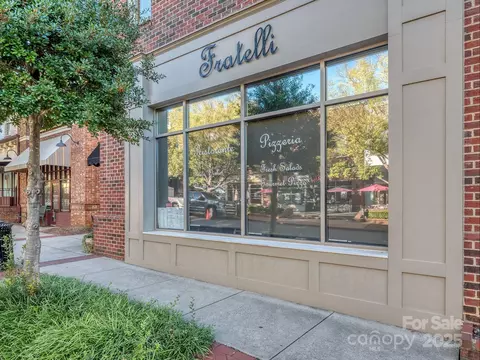 Exterior - 5227 Beacon Ct, Fort Mill, SC 29708 photo 9 of 11
