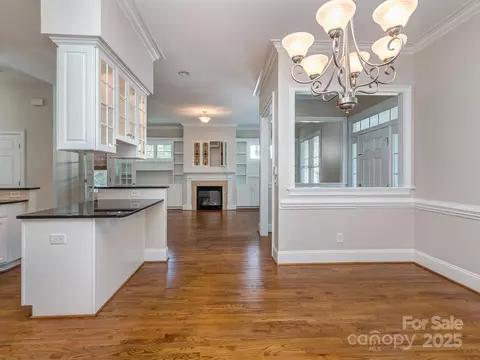 Living - 5227 Beacon Ct, Fort Mill, SC 29708 photo 3 of 5