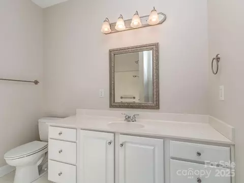 Bath - 5227 Beacon Ct, Fort Mill, SC 29708 photo 5 of 6