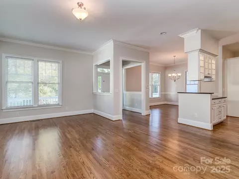 Living - 5227 Beacon Ct, Fort Mill, SC 29708 photo 2 of 5
