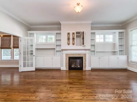Living - 5227 Beacon Ct, Fort Mill, SC 29708 photo 1 of 5