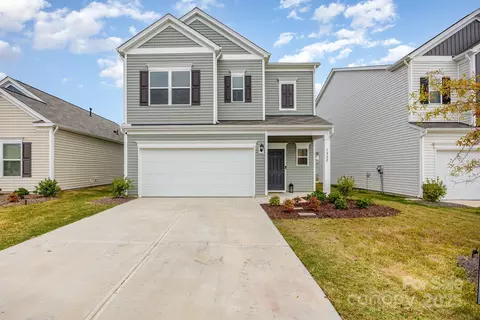 1222 Ocean Dr, Salisbury, NC 28144