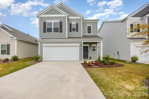 1222 Ocean Dr, Salisbury, NC 28144