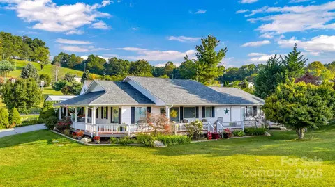 30 Boyer Ln, Sparta, NC 28675