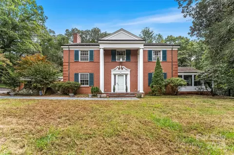 301 Louise Ne Ave NE, Valdese, NC 28690