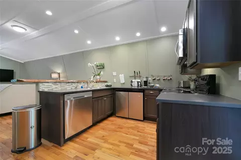 Kitchen - 35 Oak St, Brevard, NC 28712 photo 5 of 6