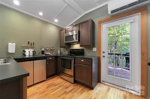 Kitchen - 35 Oak St, Brevard, NC 28712 photo 4 of 6
