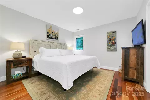 Bedroom - 35 Oak St, Brevard, NC 28712 photo 2 of 5