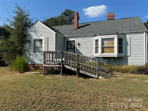 820 Maple Ave, Salisbury, NC 28144