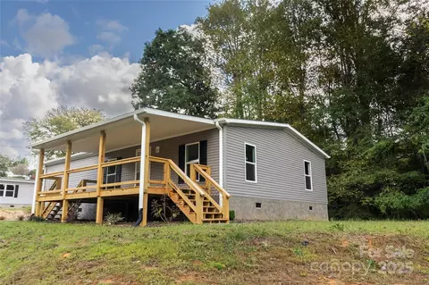 Exterior - Undisclosed, Sylva, NC 28779 photo 8 of 12