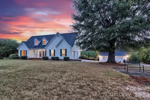 Exterior - 176 Griffin Rd, Pageland, SC 29728 photo 1 of 10