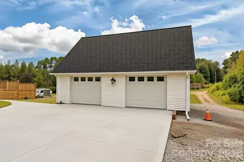 Exterior - 176 Griffin Rd, Pageland, SC 29728 photo 10 of 10