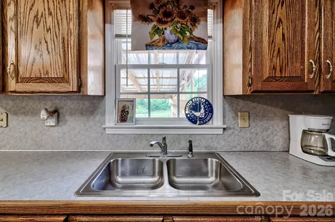 Kitchen - 176 Griffin Rd, Pageland, SC 29728 photo 5 of 5