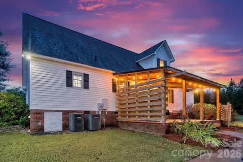 Exterior - 176 Griffin Rd, Pageland, SC 29728 photo 4 of 10