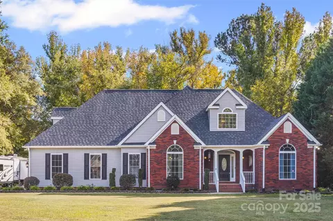 505 Fence Post Ln, Rock Hill, SC 29730