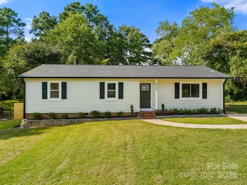 2027 Downey St, Rock Hill, SC 29732