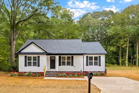 110 White Ave, Kannapolis, NC 28083