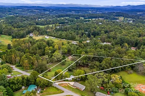 18 Bianca Way, Alexander, NC 28701