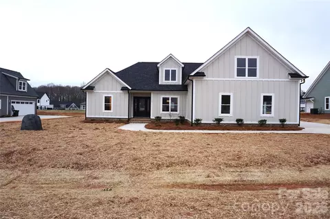 1115 Stonegate Dr, Salisbury, NC 28147