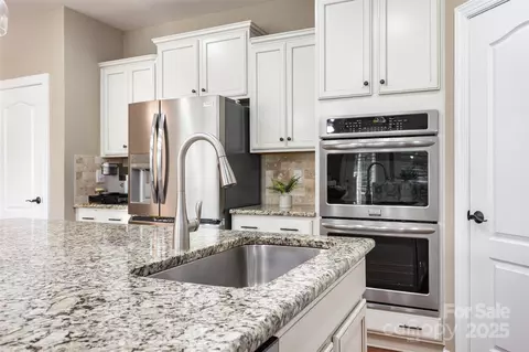 3125 Arches Bluff Cir, Lancaster, SC 29720 photo 12