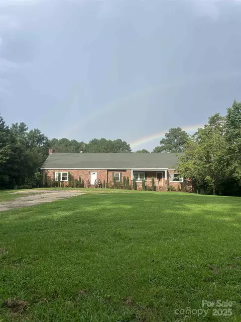 2437 Knox Station Rd, Chester, SC 29706