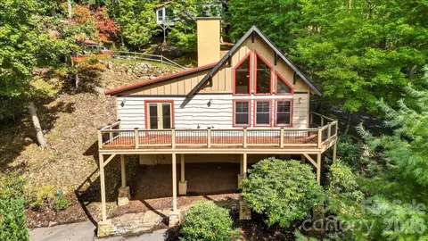 13 Miners Trace Rd, Burnsville, NC 28714