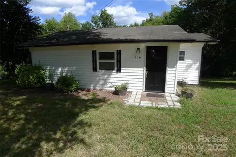 116 Pond St, Lexington, NC 27292