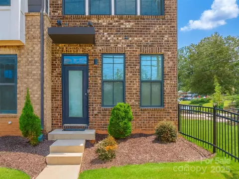 3739 S Tryon St, Charlotte, NC 28217