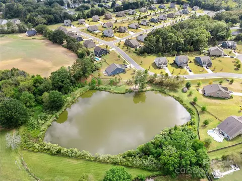 211 Samuel St, Matthews, NC 28104 photo 42