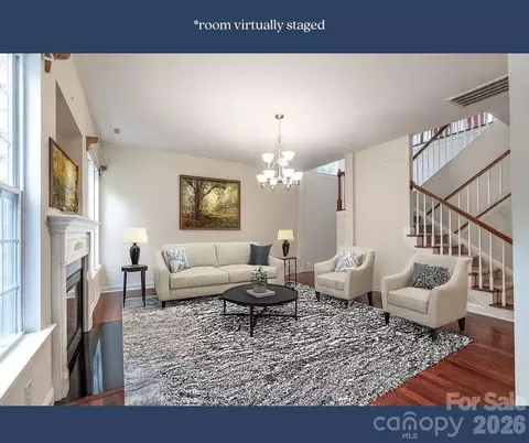 878 Treasure Ct, Fort Mill, SC 29708
