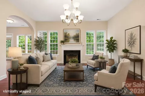 878 Treasure Ct, Fort Mill, SC 29708