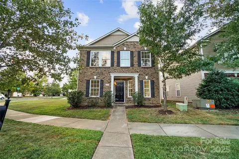 Exterior - 850 Sinclair Dr, Monroe, NC 28112 photo 1 of 2