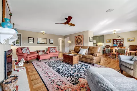 Living - 77 Chestnut 303 St #303, Tryon, NC 28782 photo 2 of 5