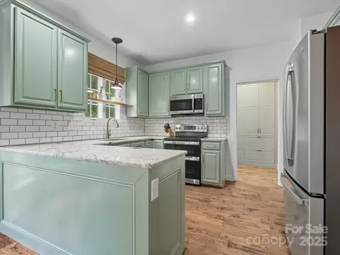 11125 Windgate Ct, Tega Cay, SC 29708 photo 6