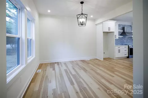 Living - 5891 Vinewood Rd, Davidson, NC 28036 photo 3 of 4