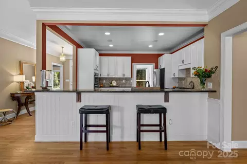 Kitchen - 17405 Springwinds Dr, Cornelius, NC 28031 photo 6 of 6