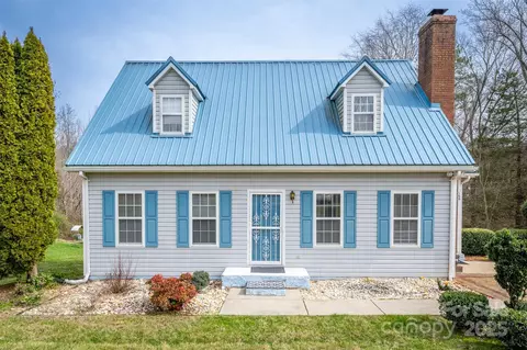 Rosalind Lane, Statesville, NC 28677