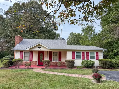 6689 Hildebran Shelby Rd, Hickory, NC 28602
