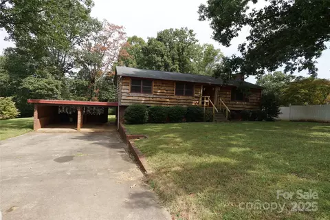 1605 3rd Ne St NE, Conover, NC 28613