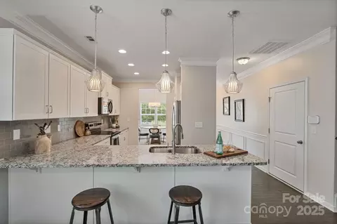 Kitchen - 515 Stickley Pl, Lancaster, SC 29720 photo 1 of 3